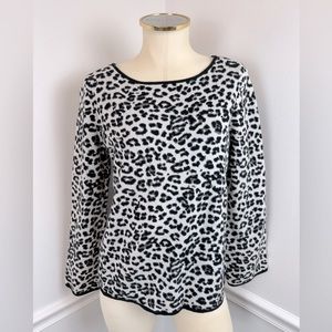 ANN TAYLOR Black & White Long Sleeve Soft Cheetah Sweater | Size Medium